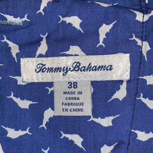 Tommy Bahama Shorts - Picture 4 of 9